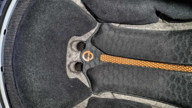 Schuberth S3 – po sezonie pełnym przyg&oacute;d, wyjazd&oacute;w, kilometr&oacute;w [test, recenzja, opinia, wady, zalety, interkom, cena]