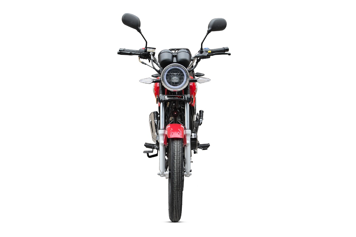 Nowy Barton Fighter 50 – klasyczny motorower wsparty nowoczesną technologią LED