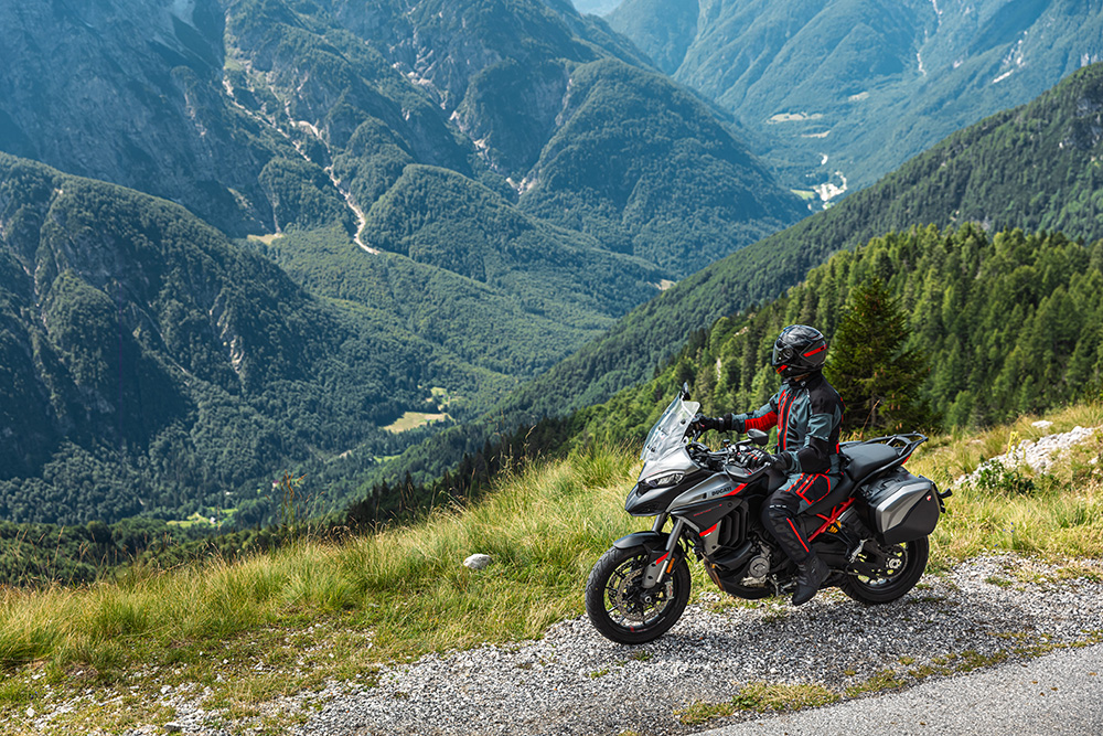 Nowe Ducati Multistrada V4 S Grand Tour &ndash; podr&oacute;ż, o jakiej zawsze marzyłeś [premiera, adventure, turystyczny]