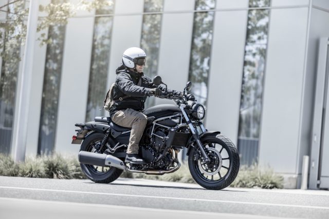 Nowe Kawasaki Eliminator 500 kiedy w Polsce? Już w 2024 roku! Cruiser na kat. A2 [dane techniczne, cena]