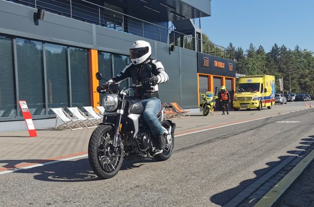 Motocykle Kove już w Polsce! Na Torze Modlin zaprezentowano modele: Rally 450, 500F, 500X [ceny, wrażenia, jakość]
