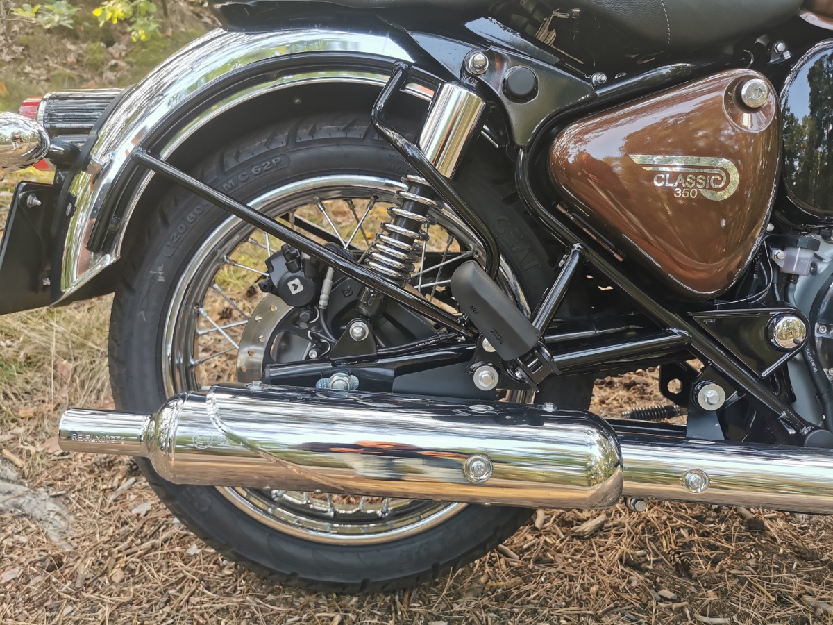 Royal Enfield 350: Classic i Meteor 2023. Tak podobne, a tak r&oacute;żne [por&oacute;wnanie, test, dane techniczne, opinia, wady, zalety, video]
