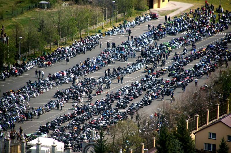 Jesienne klimaty. Zloty motocyklowe w weekend 29 września – 1 października [kalendarz, kiedy i gdzie zlot]
