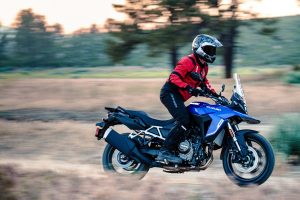 DL800RQM4_action_53 DL800RQM4_action_53