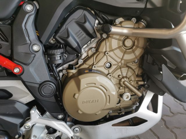 Ducati Multistrada V4 Rally – jak bardzo jest multi? [test, opinia, wady, zalety, dane techniczne, video]