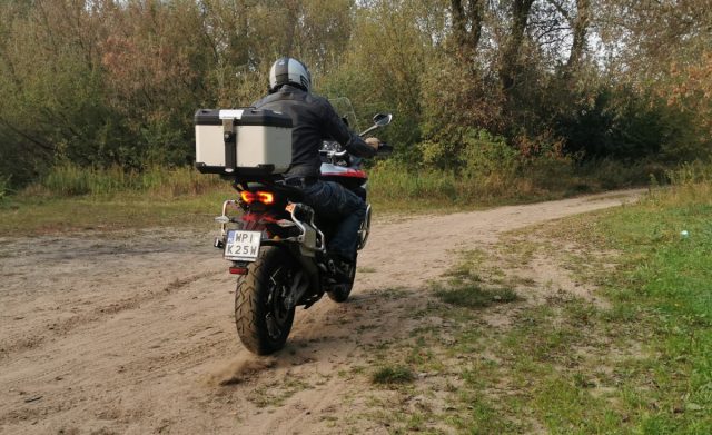 Ducati Multistrada V4 Rally – jak bardzo jest multi? [test, opinia, wady, zalety, dane techniczne, video]