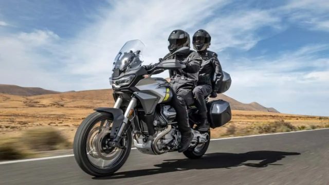 Moto Guzzi Stelvio 2024 adventure 2 Dlaczego powinieneś przesiąść się na motocykl segmentu adventure…