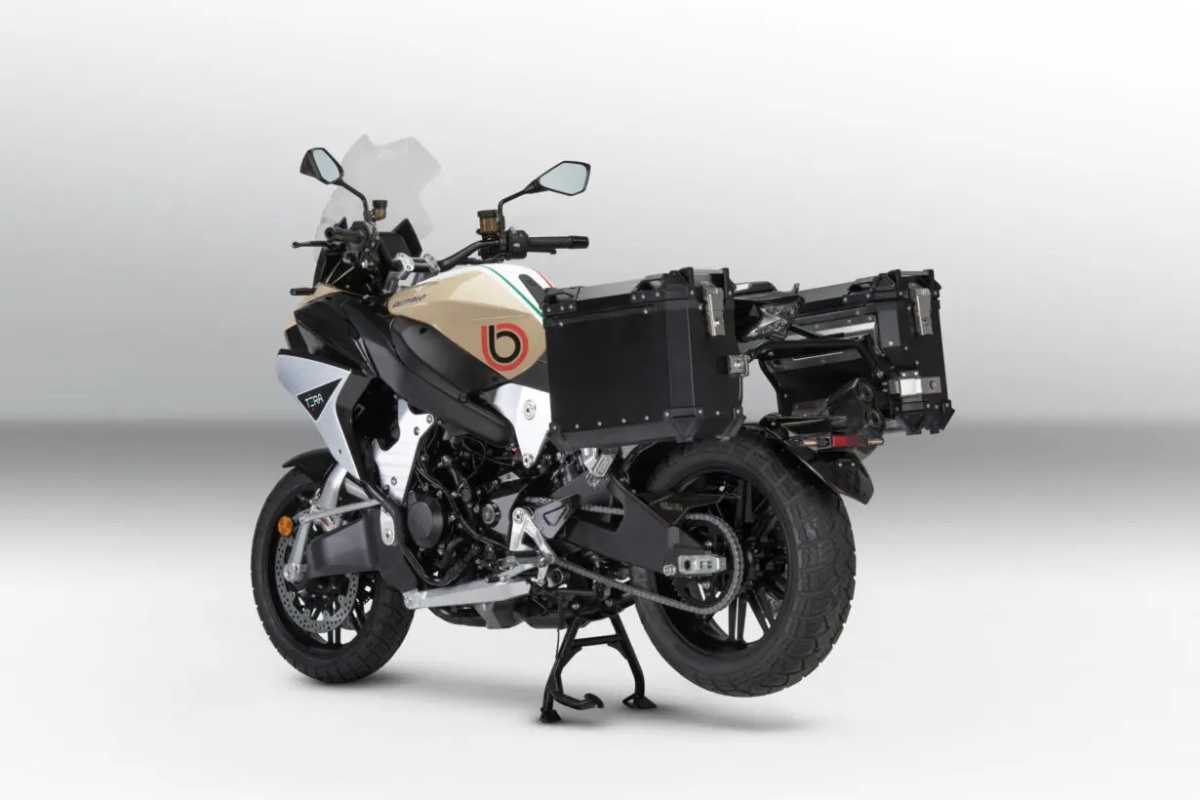 Bimota Tera &ndash;&nbsp;najdziwniejszy i najdroższy turystyk świata? [opis, prezentacja, moc, masa, waga]