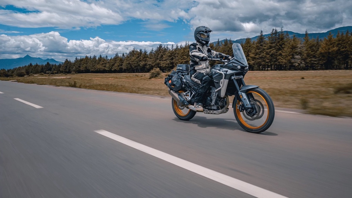 Kove 800X: ponad 96 KM i 169 kg masy. Zmiana reguł w segmencie ADV?