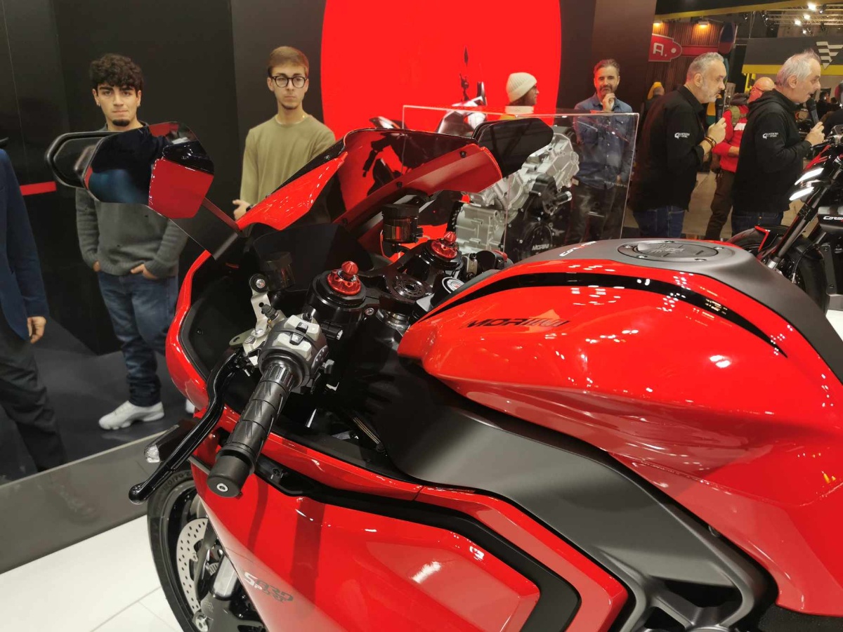 Moto Morini Corsaro Sport: codzienna dawka ruchu [opis, prezentacja, moc, masa, dane techniczne, waga]