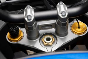 SUZUKI GSX-S1000 GX_STATICS_042