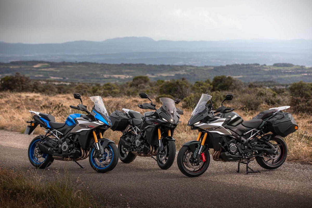 Suzuki GSX-S1000GX: premierowy crossover do szybkiej i wygodnej turystyki [opis, prezentacja, dane techniczne, masa, waga, moc]