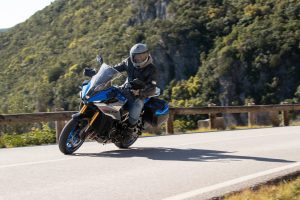 Suzuki GSX-S1000GX test dane techniczne wady zalety opinia 10