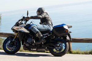 Suzuki GSX-S1000GX test dane techniczne wady zalety opinia 12