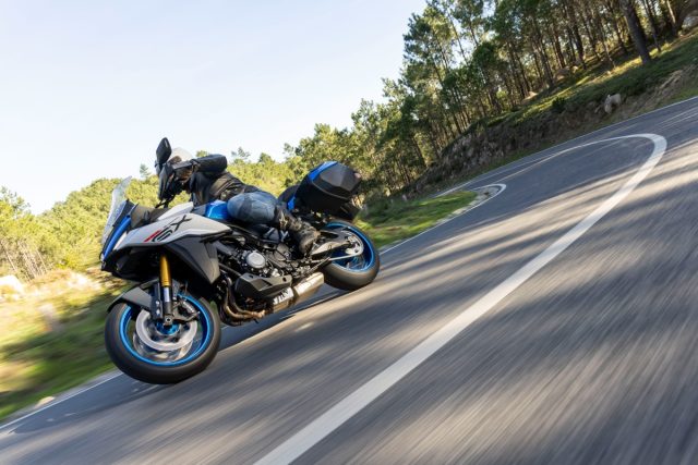 Suzuki GSX-S1000GX nowość 2024 – tak elektroniczny, jak oldschoolowy szosowy turysta [test, dane techniczne, wady, zalety, opinia]