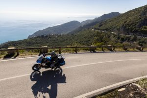 Suzuki GSX-S1000GX test dane techniczne wady zalety opinia 4