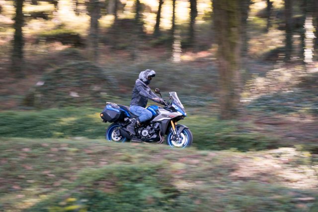 Suzuki GSX-S1000GX nowość 2024 – tak elektroniczny, jak oldschoolowy szosowy turysta [test, dane techniczne, wady, zalety, opinia]