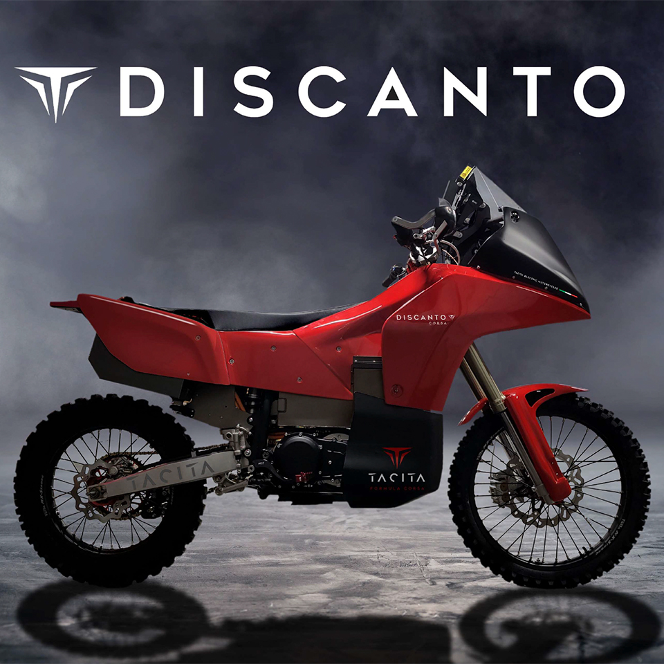 Pustynna cisza. Motocykl elektryczny Tacita wystartuje w Rajdzie Dakar