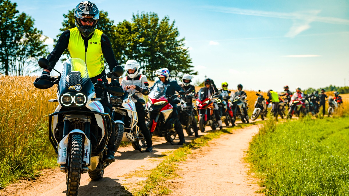 Rekordowa sprzedaż motocykli Ducati w Polsce w 2023 roku i kolejna nagroda dla Najlepszego Dystrybutora