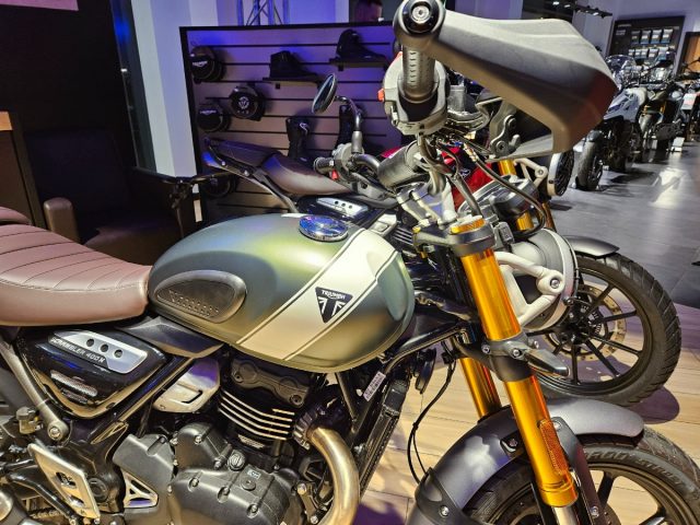 Triumph Speed 400 i Scrambler 400 X – nowość 2024 widziana z bliska [dane techniczne, cena, opinia, waga, wysokość siedzenia]