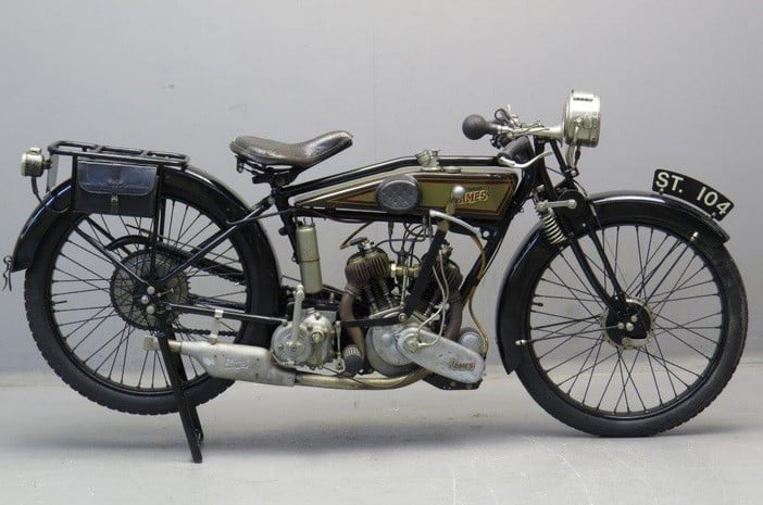 Historia brytyjskich motocykli. Najtańsze i najdroższe marki, angielscy producenci, do kogo dziś należą. Część 2 [BSA, Brough Superior, Francis Barnett, James, Matchless]