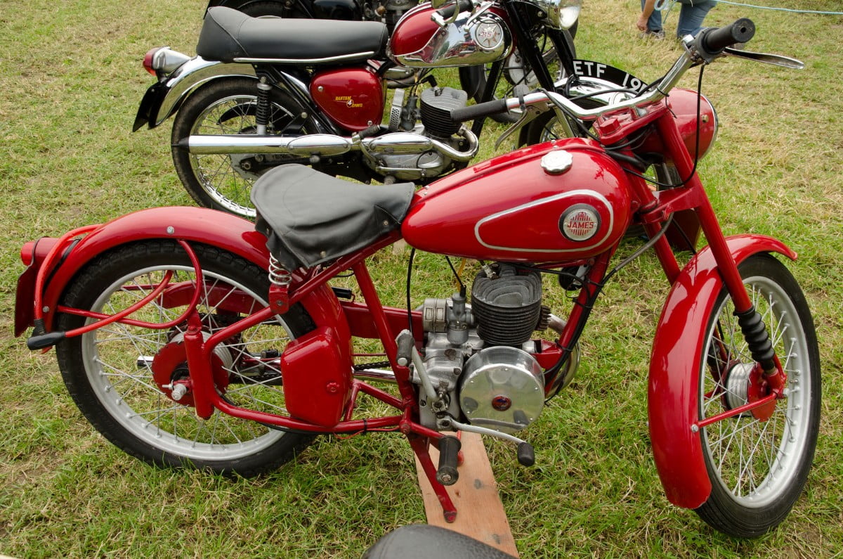 Historia brytyjskich motocykli. Najtańsze i najdroższe marki, angielscy producenci, do kogo dziś należą. Część 2 [BSA, Brough Superior, Francis Barnett, James, Matchless]