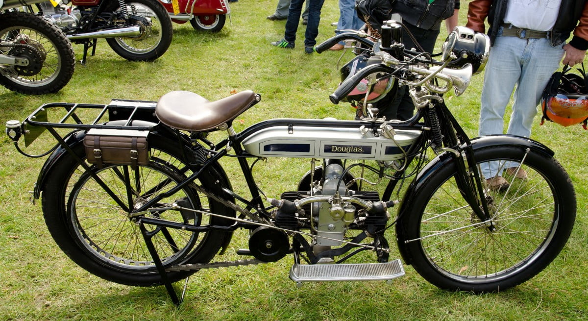 Znane marki angielskich motocykli, zabytkowych i nie tylko. Brytyjscy producenci &ndash; część 3 [Douglas, Rudge, Sunbeam]