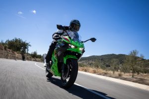 Kawasaki Ninja 500 Z500 test dane techniczne opinia 2024 wady zalety 19