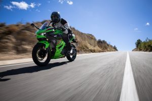 Kawasaki Ninja 500 Z500 test dane techniczne opinia 2024 wady zalety 21