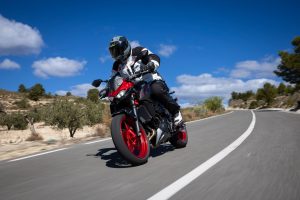 Kawasaki Ninja 500 Z500 test dane techniczne opinia 2024 wady zalety 34