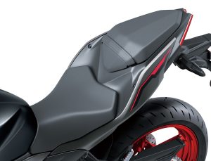 Kawasaki Ninja 500 Z500 test dane techniczne opinia 2024 wady zalety 7