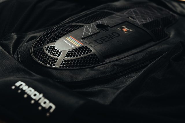 Jak ubrać się na motocykl? Może w niemieckiego Helda? Sprawdziliśmy jak to jest robione!