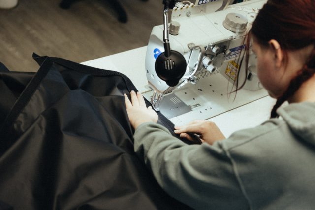 Jak ubrać się na motocykl? Może w niemieckiego Helda? Sprawdziliśmy jak to jest robione!