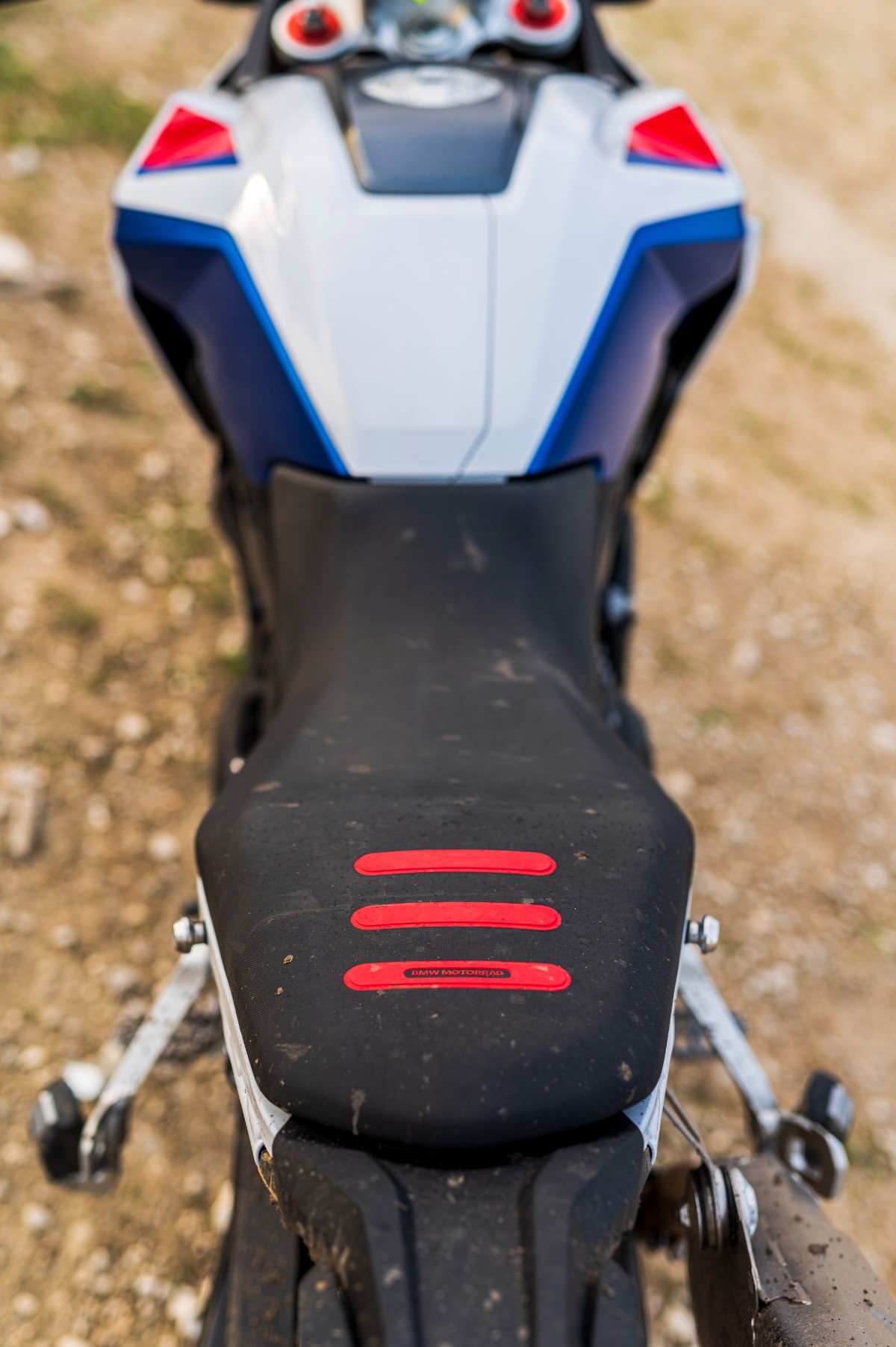 BMW F 900 GS. Precyzyjne niemieckie narzędzie szosowo-offroadowe [test, recenzja, opinia, dane techniczne, cena, ile waży, 2024]