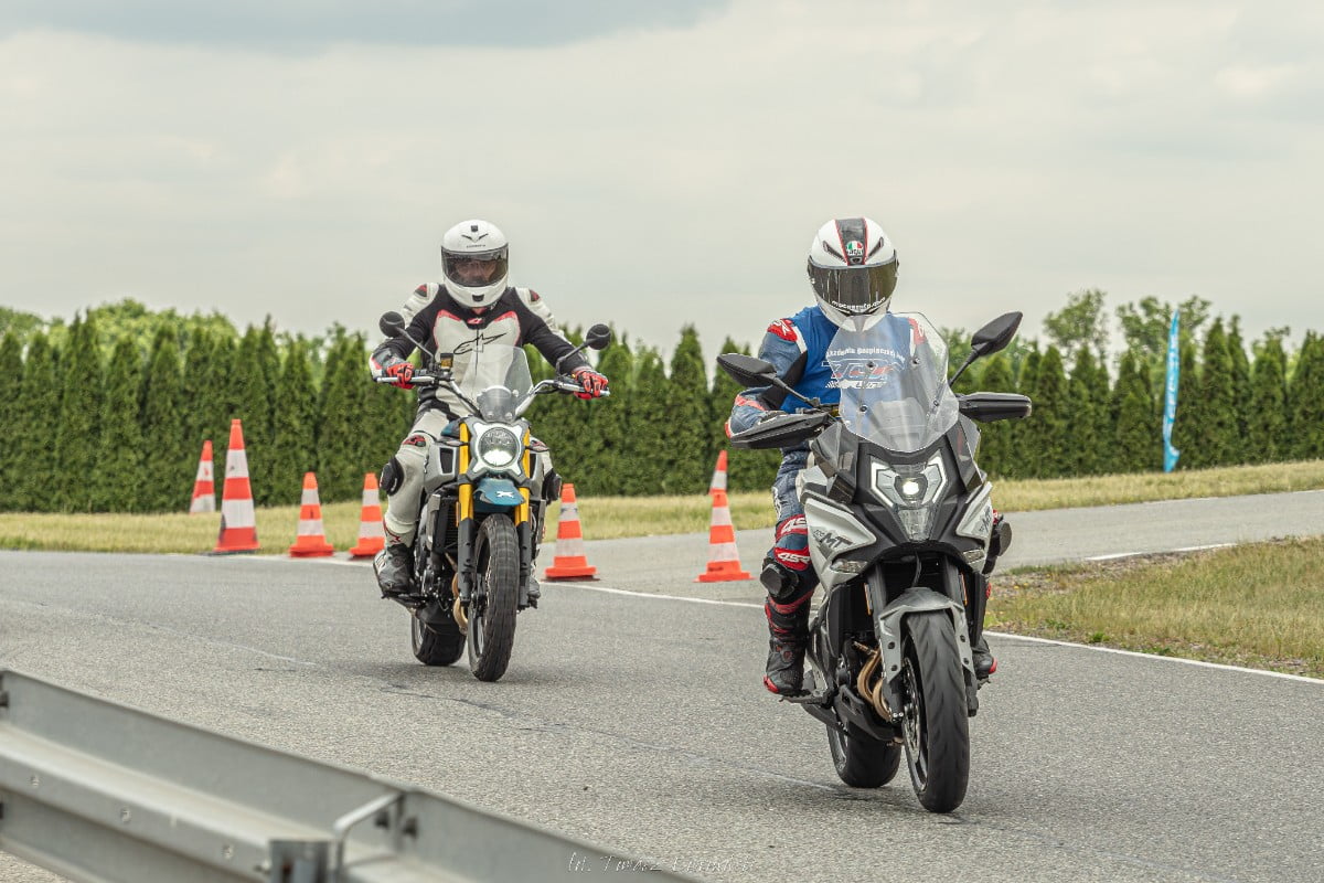 Motocykle CF Moto &ndash; jak są wykonane, jak jeżdżą, czy warto je kupić? Sprawdziliśmy to na Torze Ł&oacute;dź! [relacja, modele]