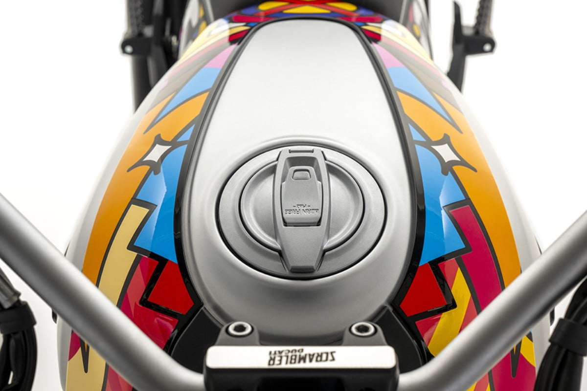 Sztuka uliczna pełna kolor&oacute;w. Ducati Scrambler Icon teraz z limitowaną serią nakładek Van Orton Design&nbsp;
