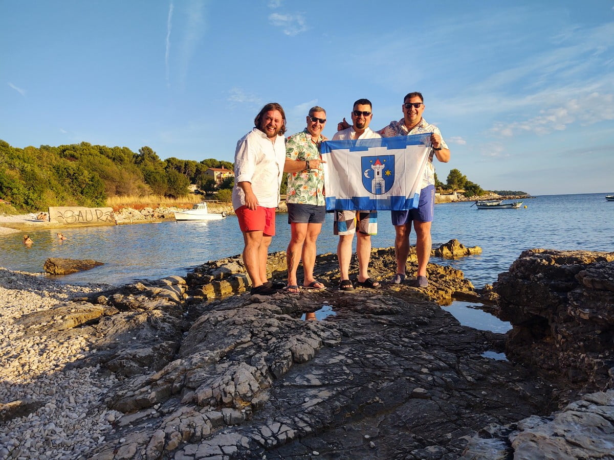 Z chęci przygody i pomocy dzieciom &ndash; rusza skuterowa wyprawa na Bałkany! Motovoyager i Suzuki partnerami akcji