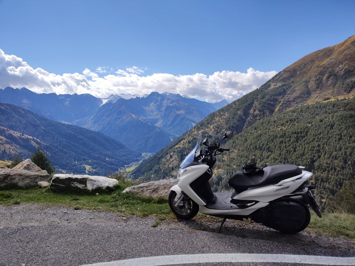 Z chęci przygody i pomocy dzieciom &ndash; rusza skuterowa wyprawa na Bałkany! Motovoyager i Suzuki partnerami akcji