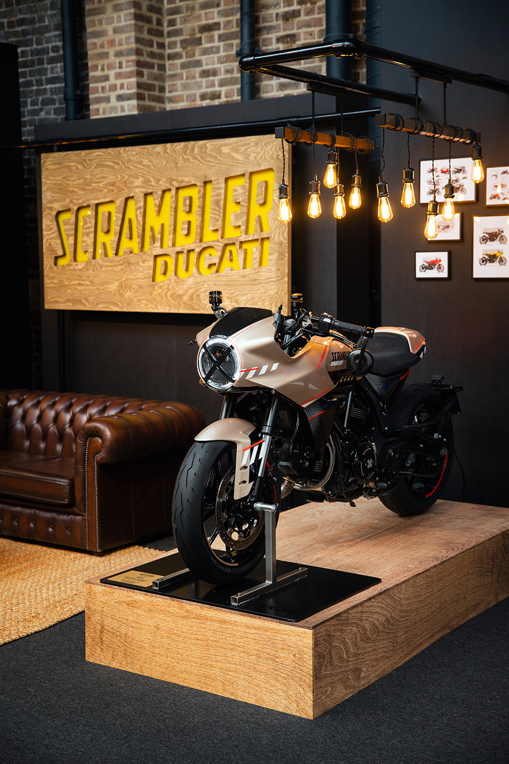 Dwa nowe, koncepcyjne Ducati Scramblery zaprezentowane w Londynie