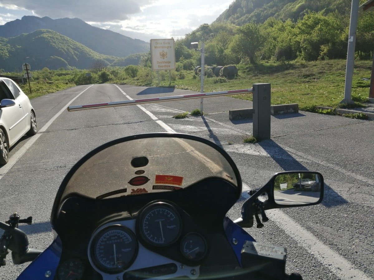 Motocyklowy tydzień na Bałkanach. Część 2 &ndash;&nbsp;Albania, kraina życzliwości [relacja, poradnik, co zobaczyć]