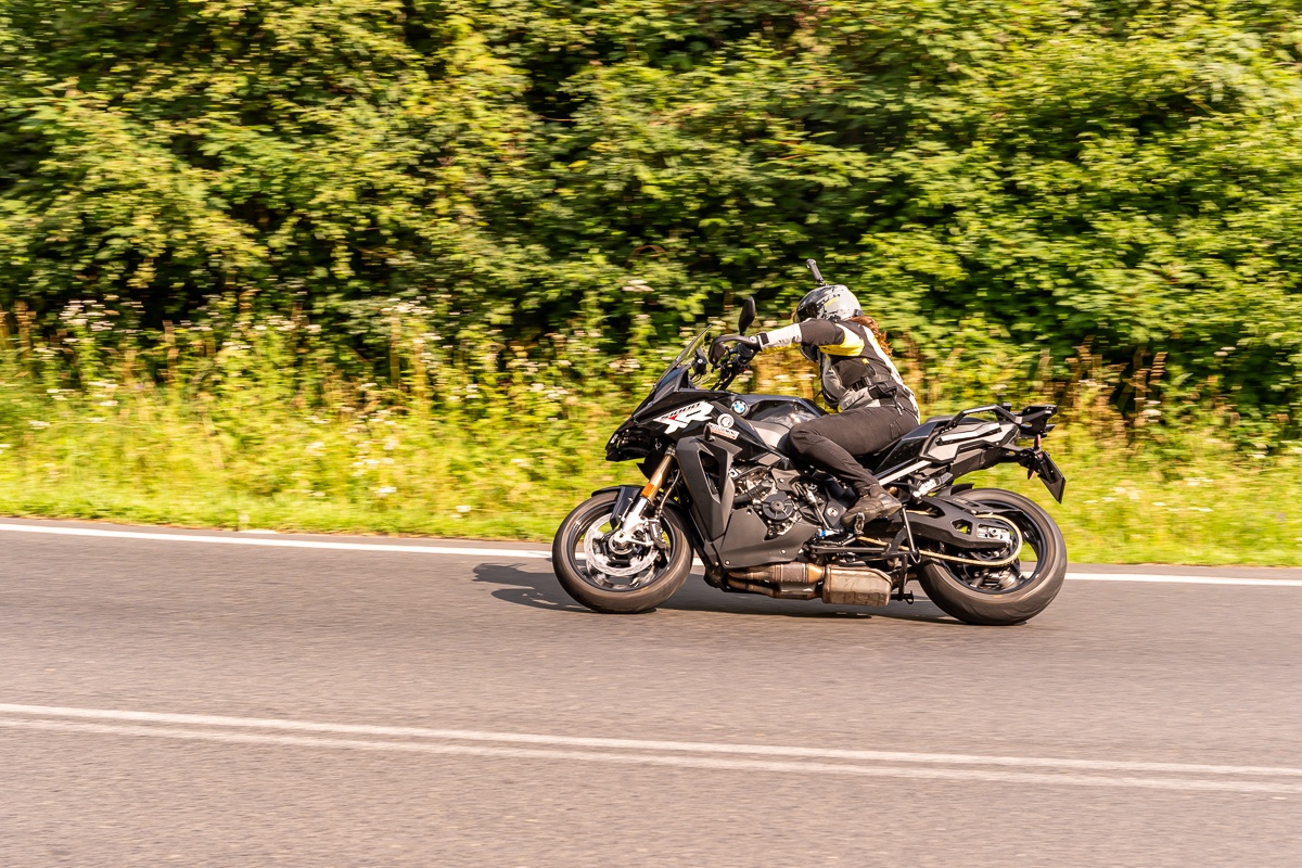 9 metod na turystyka &ndash; nasz wielki test 2024. Podsumowanie por&oacute;wnania motocykli turystycznych [H2 SX, 1290 Super Adventure S, S 1000 XR, V100, GSX-S1000GX, Enduro Veloce, 800MT Explore, 900 DSX, SRT 800SX]