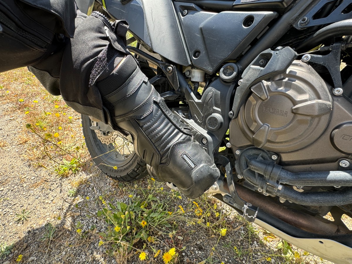 Buty motocyklowe Modeka Valeno Sympa. Turystyczny standard damsko-męski [test, opinia, recenzja, cena, 2024]