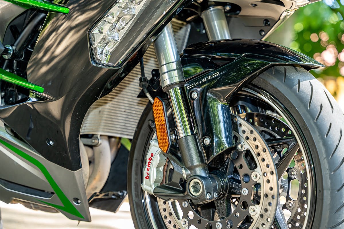 9 metod na turystyka &ndash; nasz wielki test 2024. Podsumowanie por&oacute;wnania motocykli turystycznych [H2 SX, 1290 Super Adventure S, S 1000 XR, V100, GSX-S1000GX, Enduro Veloce, 800MT Explore, 900 DSX, SRT 800SX]