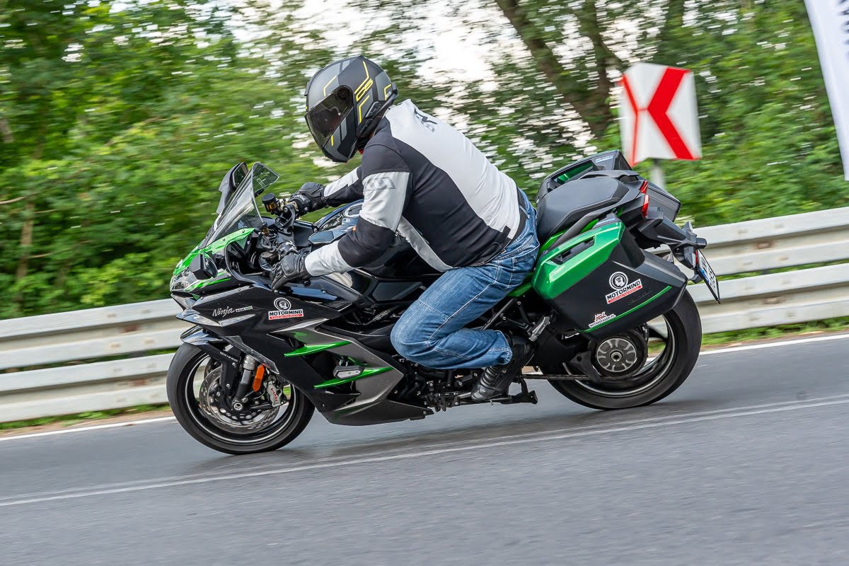 9 metod na turystyka &ndash; nasz wielki test 2024. Podsumowanie por&oacute;wnania motocykli turystycznych [H2 SX, 1290 Super Adventure S, S 1000 XR, V100, GSX-S1000GX, Enduro Veloce, 800MT Explore, 900 DSX, SRT 800SX]
