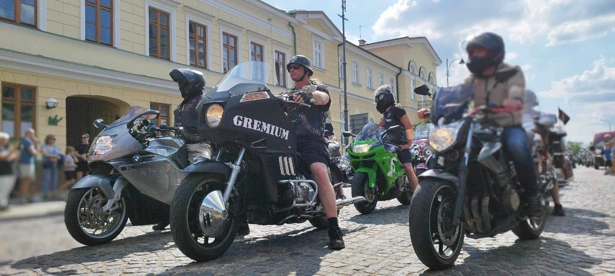 Uff, jak gorąco! Imprezy i zloty motocyklowe w dniach 12-14 lipca 2024 [kalendarz, kiedy i gdzie zlot]