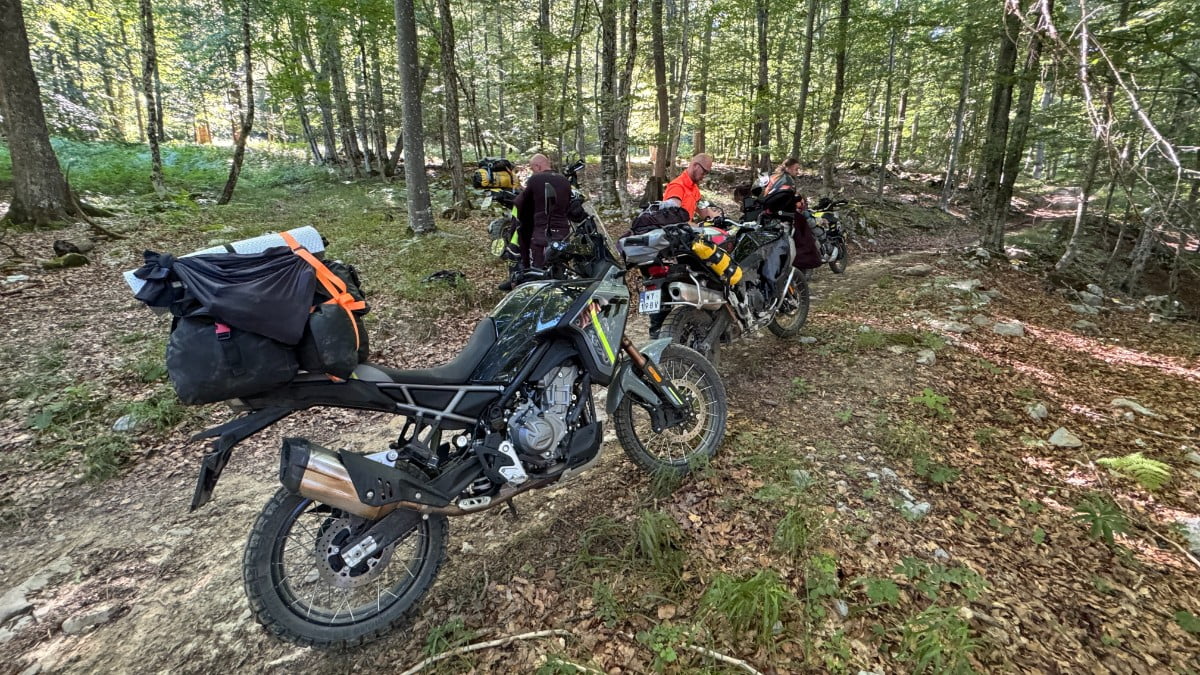CFMoto 450 MT &ndash; realnie offroadowy i świetnie wyceniony adventure na kat. A2 [test, opinia, recenzja, dane techniczne, cena, 2024]