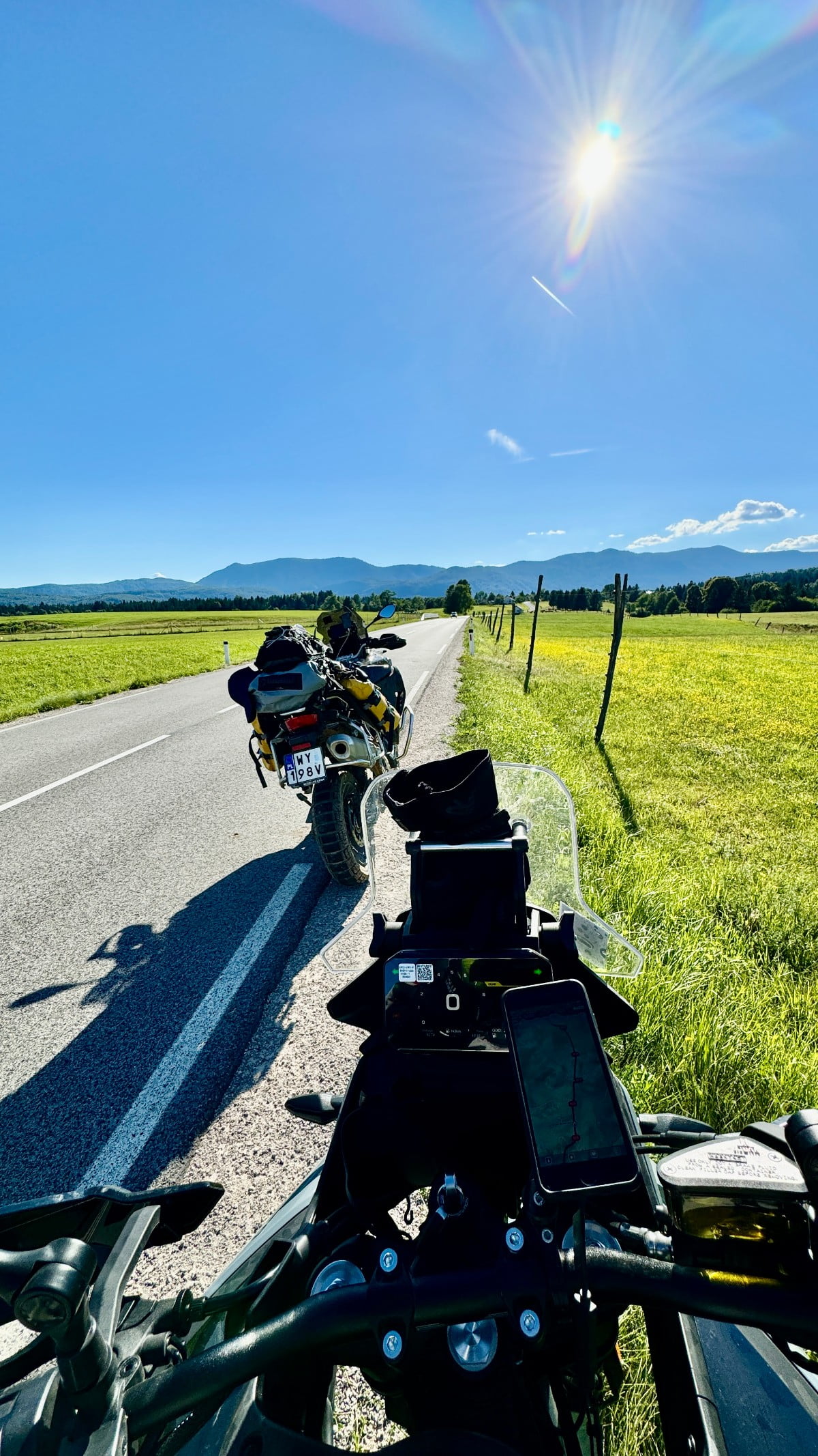 Czechy, Austria, Słowenia, Włochy i Niemcy &ndash; nasz redakcyjny motocyklowy wyjazd po asfaltach i szutrach [relacja, galeria zdjęć, trasy, mapki]