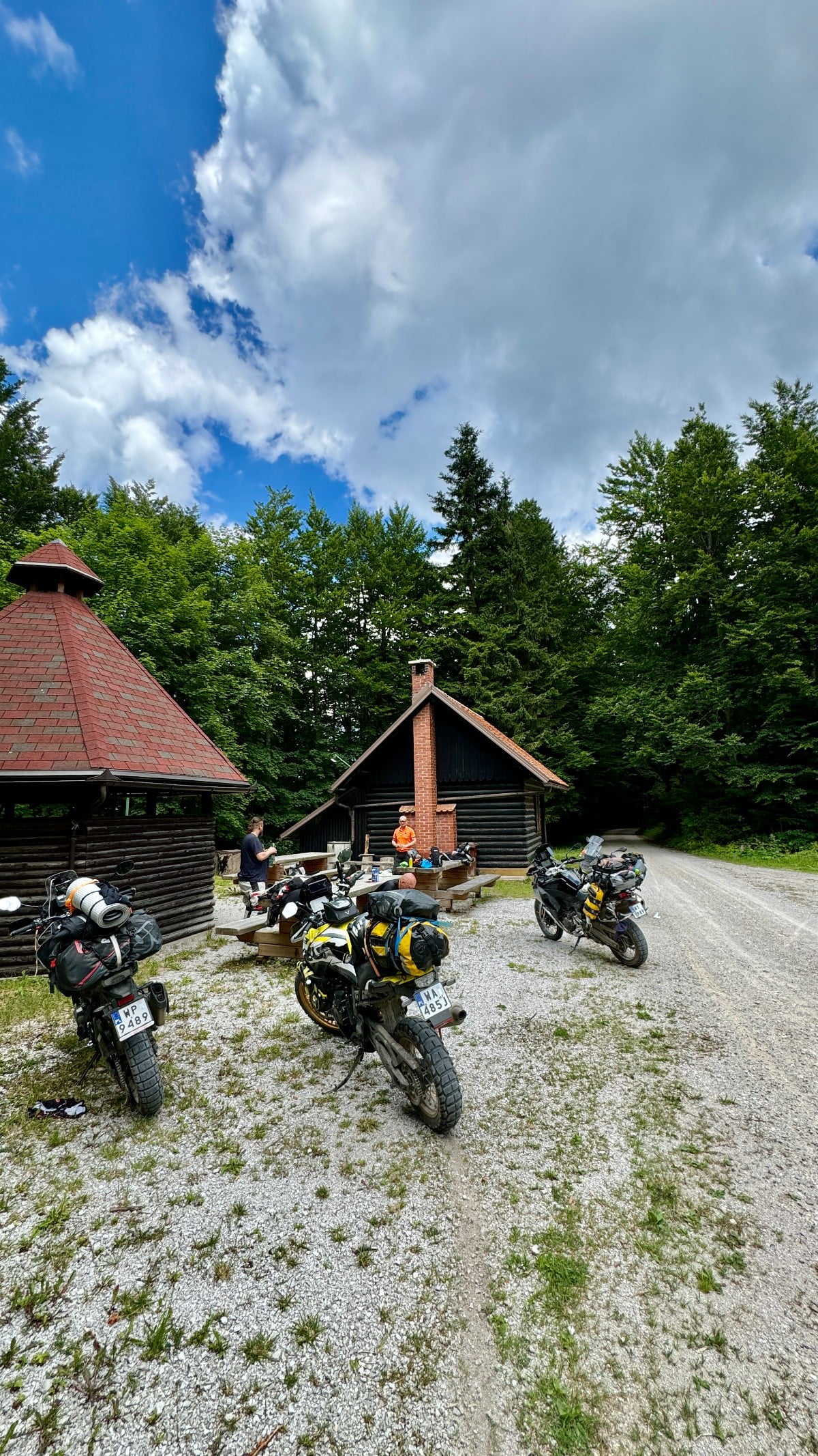 Czechy, Austria, Słowenia, Włochy i Niemcy &ndash; nasz redakcyjny motocyklowy wyjazd po asfaltach i szutrach [relacja, galeria zdjęć, trasy, mapki]