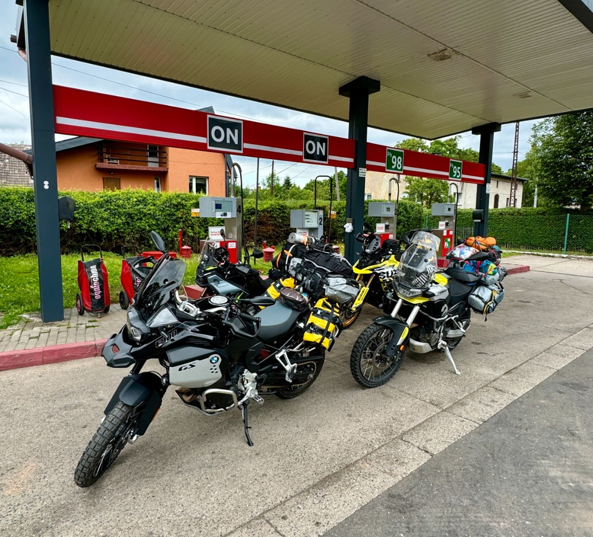 Czechy, Austria, Słowenia, Włochy i Niemcy &ndash; nasz redakcyjny motocyklowy wyjazd po asfaltach i szutrach [relacja, galeria zdjęć, trasy, mapki]