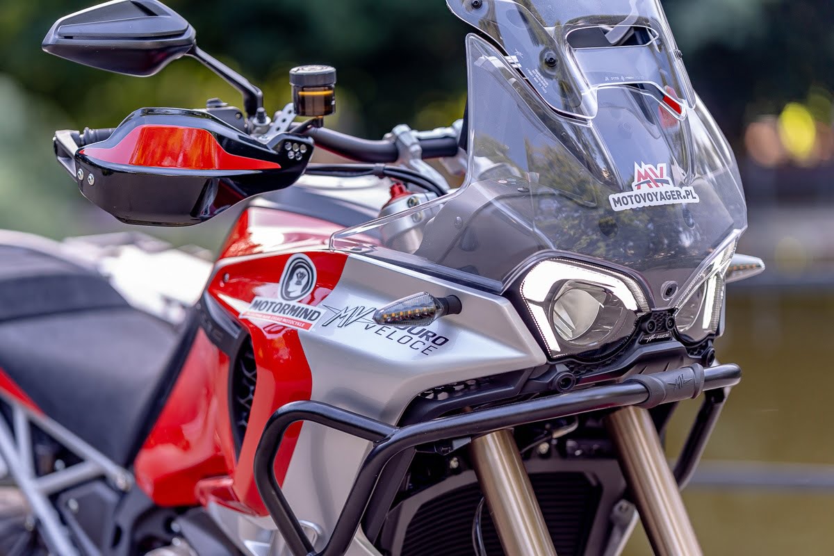 9 metod na turystyka &ndash; nasz wielki test 2024. Podsumowanie por&oacute;wnania motocykli turystycznych [H2 SX, 1290 Super Adventure S, S 1000 XR, V100, GSX-S1000GX, Enduro Veloce, 800MT Explore, 900 DSX, SRT 800SX]